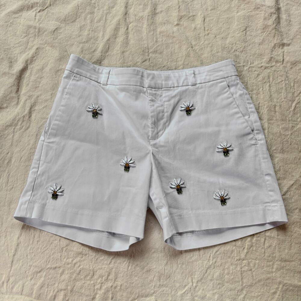 Banana Republic Preppy White Cotton Shorts Jeweled Bee Embellishment Size 2